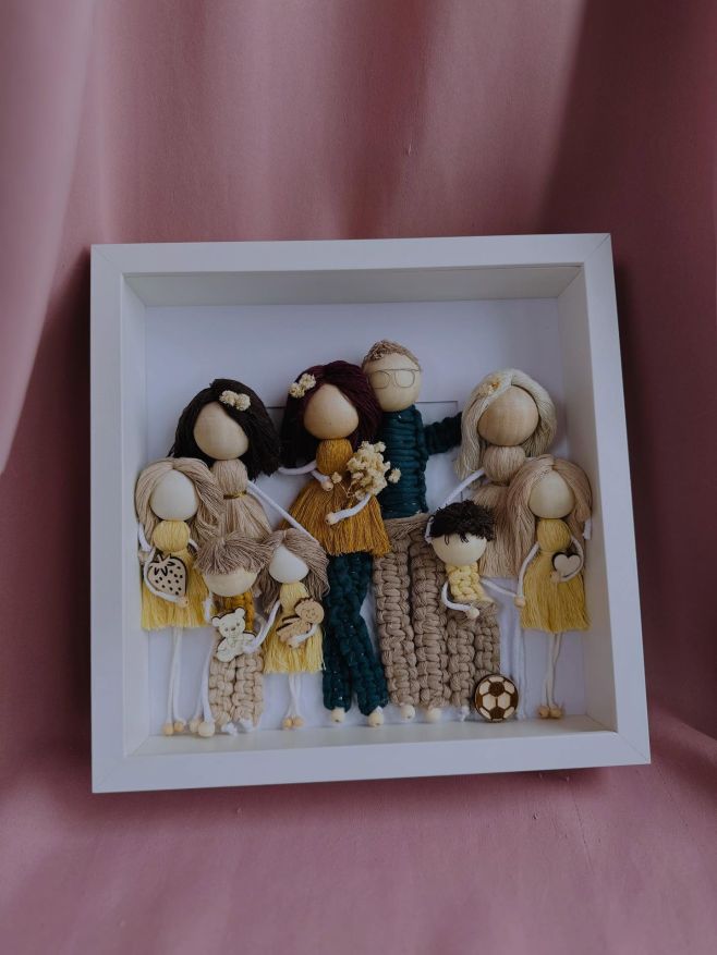 Rodinný obraz s příběhem 🎁 Tento bude věnovaný babičce a dědečkovi (mamince a tatínkovi) od dcer k Vánocům 🎄 Osoby tvořím...